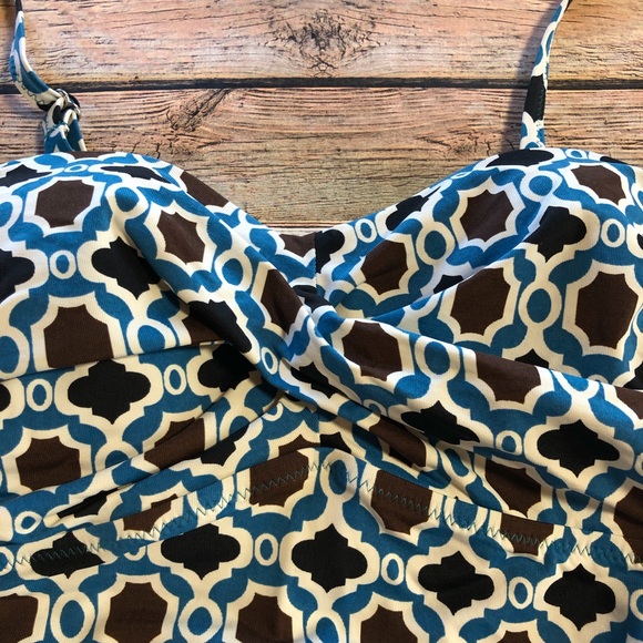 Lands' End Twist Tankini - Picture 4 of 7